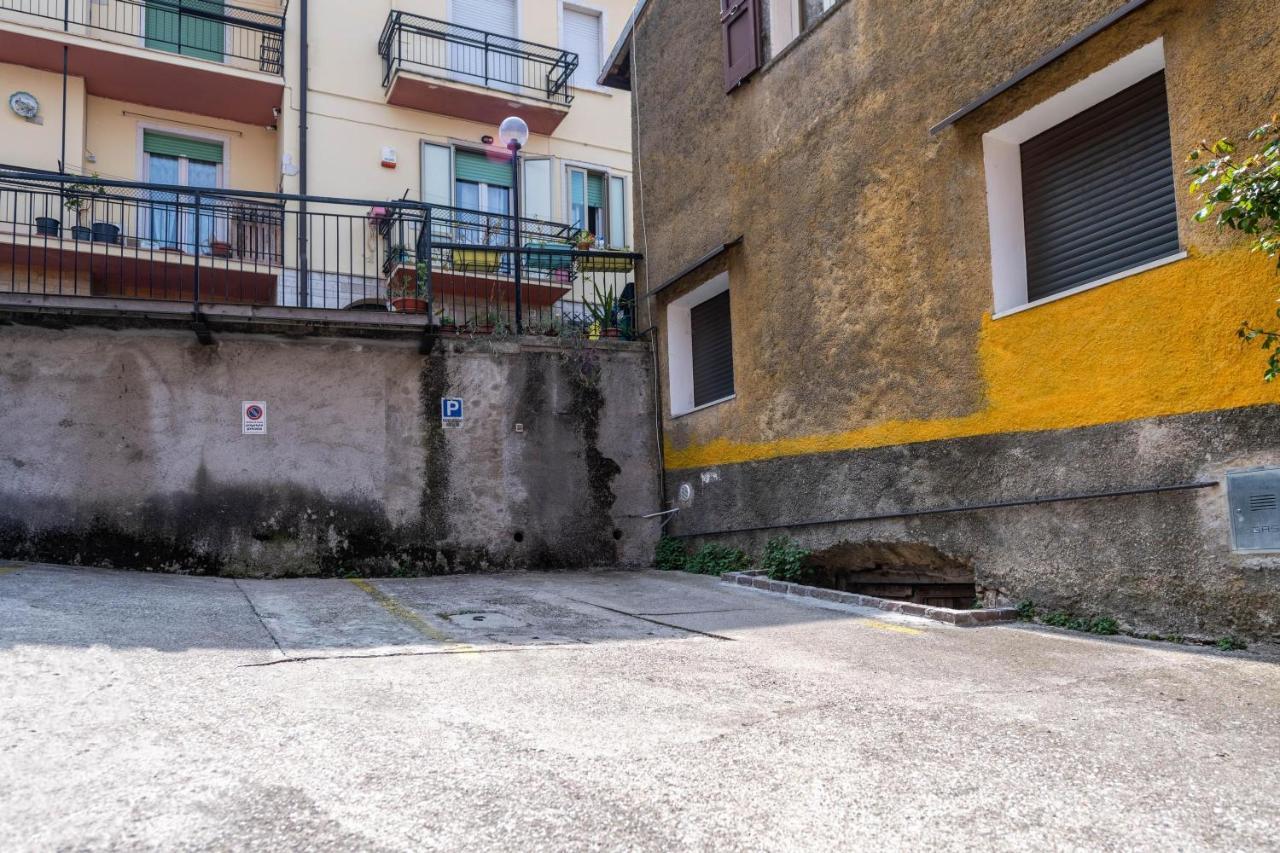 La Casa Di Martin Lägenhet Brenzone sul Garda Exteriör bild